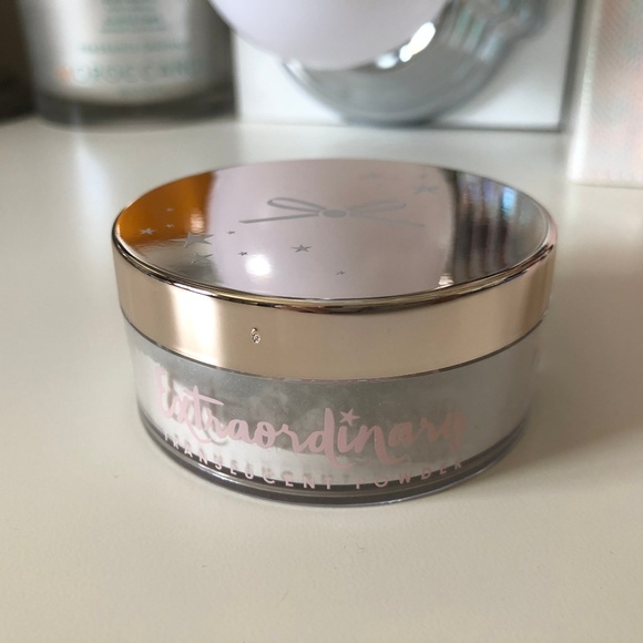 Ciate Other - BNIB Extraordinary Setting Powder FULL SIZE